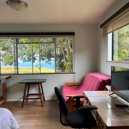 Waipio Studio Apartment Kukuihaele Exteriér fotografie